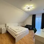 Asiatisches * 메르제부르크