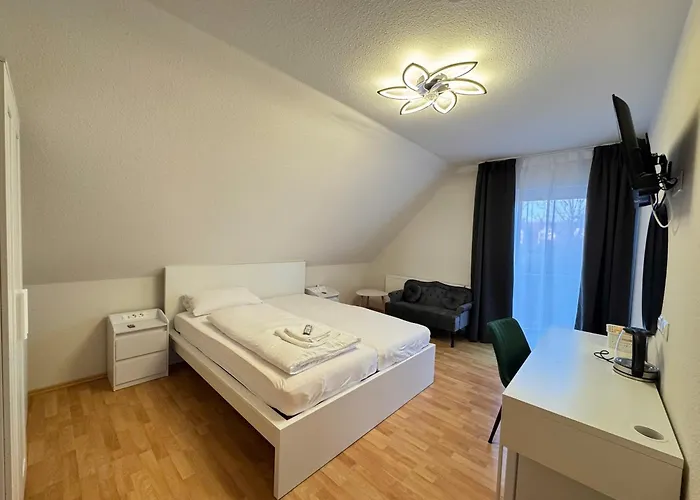 Asiatisches * מרסבורג